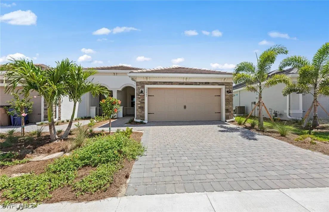 Picture of 12421 Dolomite Way, Alva, FL 33920