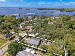Picture of 219 Granada Blvd, Fort Myers, FL 33905