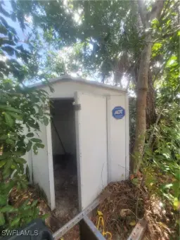 Picture of 4839 Hampton Ct, Fort Myers, FL 33907