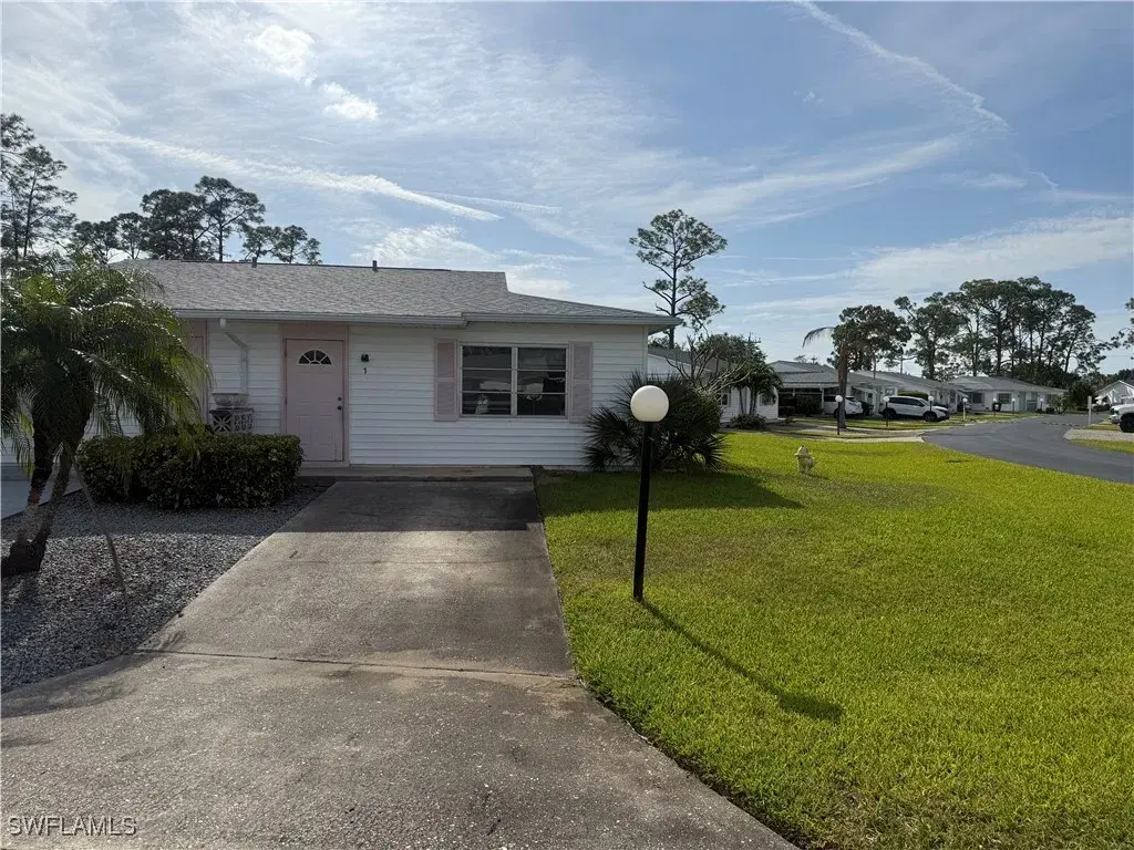 Picture of 1 Meadow Rue Ct, Lehigh Acres, FL 33936