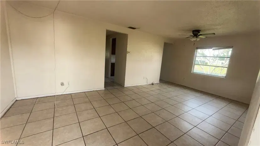 Picture of 1 Meadow Rue Ct, Lehigh Acres FL 33936