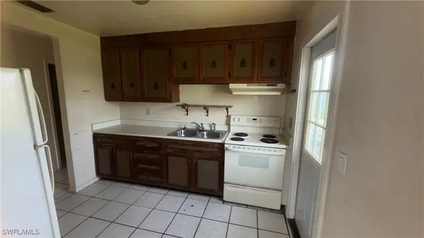 Picture of 1 Meadow Rue Ct, Lehigh Acres FL 33936