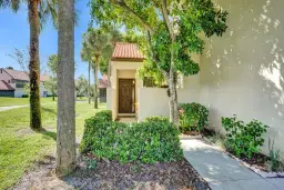 Picture of 12 Via De Casas Sur 101, Boynton Beach, FL 33426