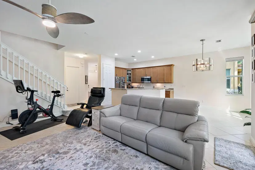 Picture of 5264 Cambridge Court, Palm Beach Gardens FL 33418