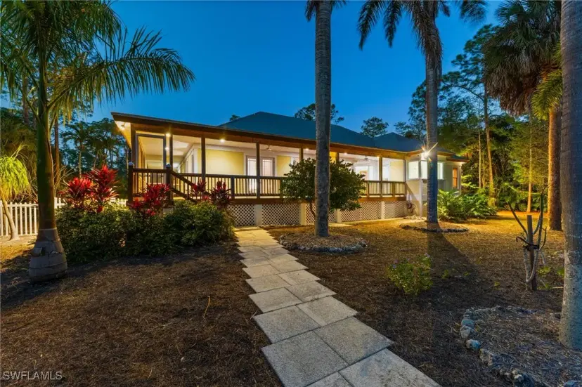 Picture of 5660 English Oaks Ln, Naples FL 34119