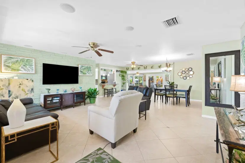 Picture of 2021 NE 27Th St, Lighthouse Point FL 33064