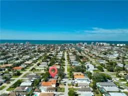 Picture of 608 104Th Ave N, Naples, FL 34108