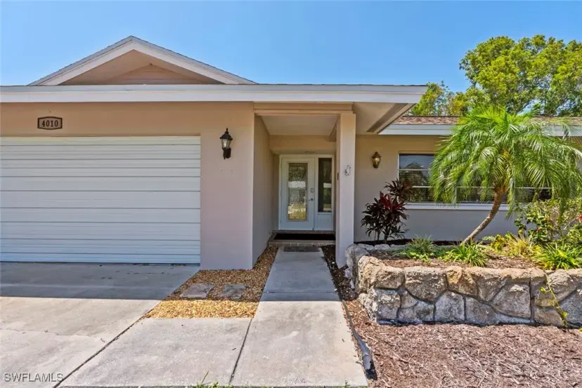 Picture of 4010 SE 3Rd Ave, Cape Coral FL 33904
