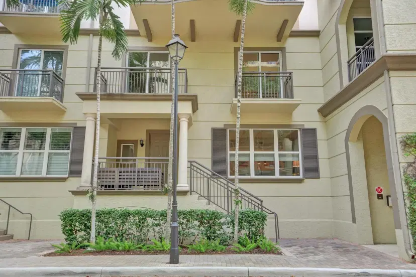 Picture of 2601 NE 14Th Ave 115, Wilton Manors FL 33334