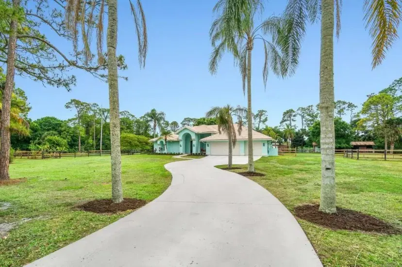 Picture of 10842 S Dogwood Trl, Jupiter FL 33478