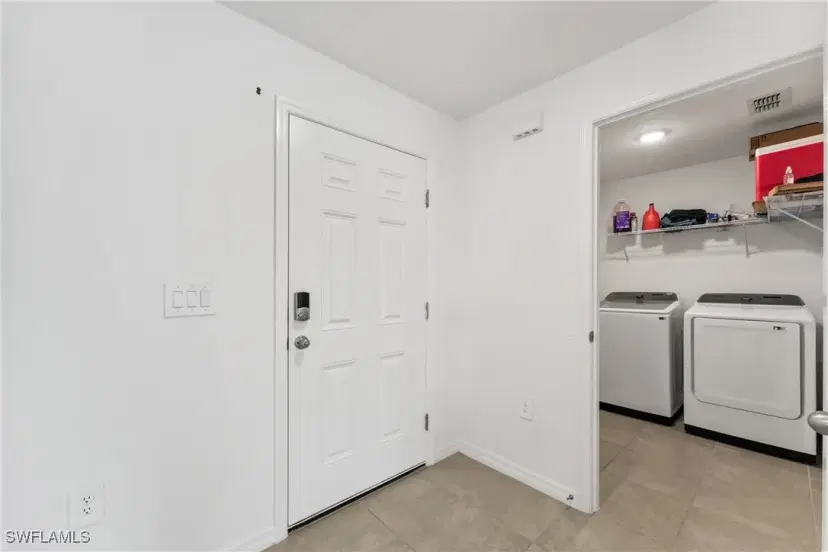 Picture of 737 Barcia St E, Lehigh Acres FL 33974