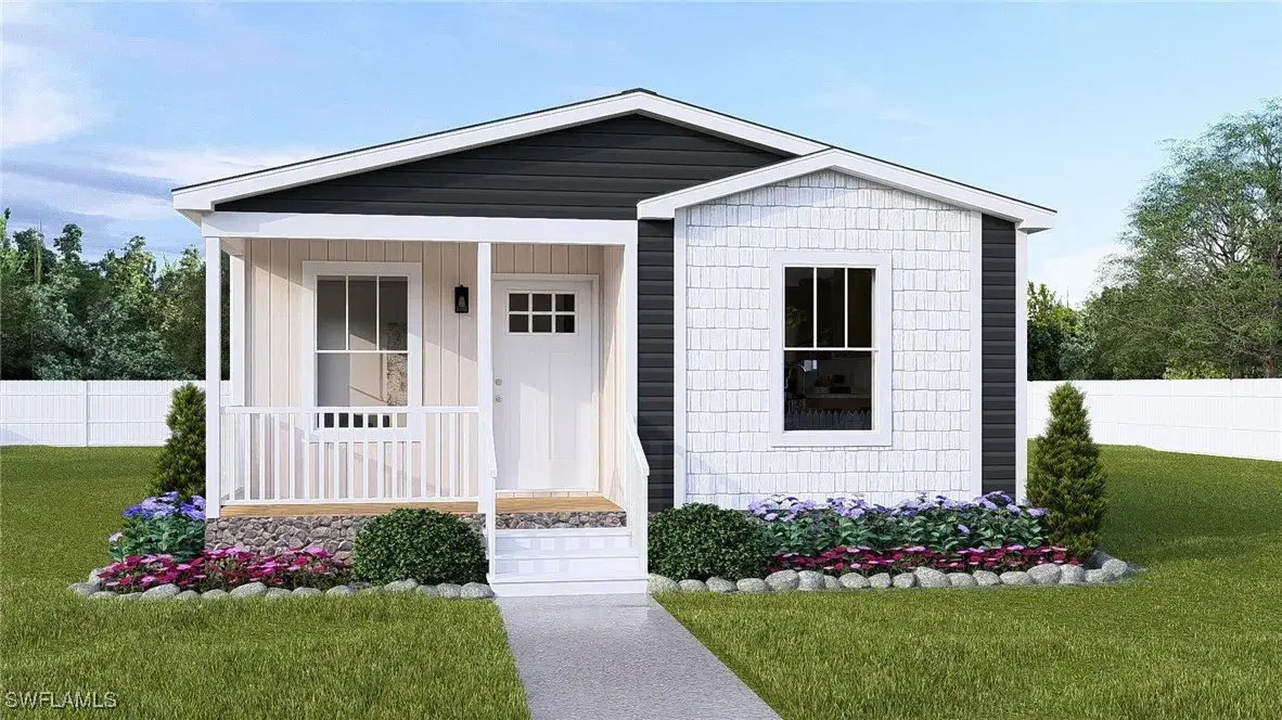 Picture of 99 Oak Ln, Fort Myers, FL 33908