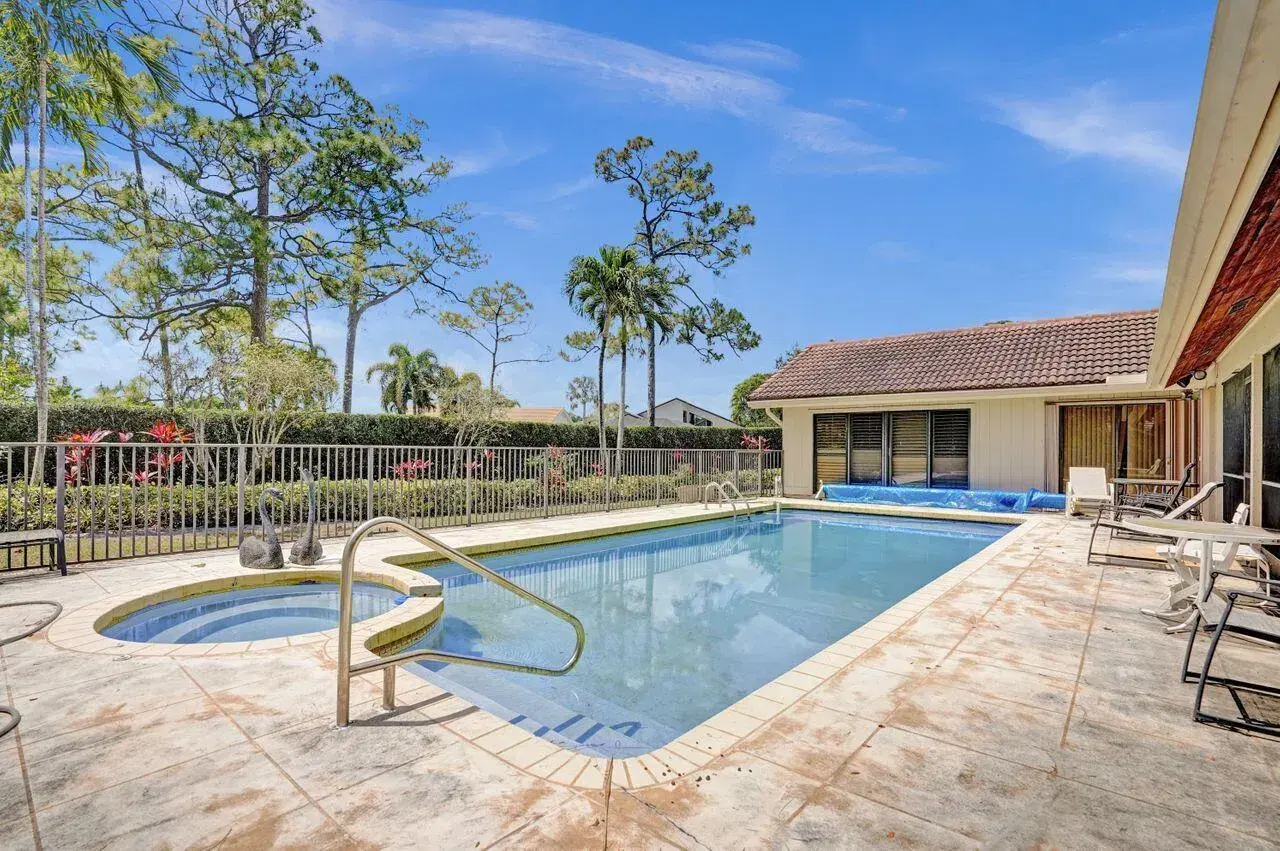 Picture of 13179 Camero Way, Palm Beach Gardens, FL 33418