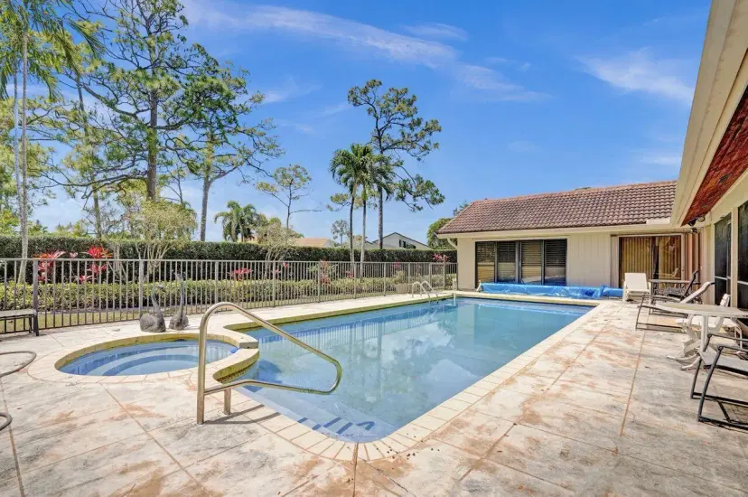 Picture of 13179 Camero Way, Palm Beach Gardens FL 33418