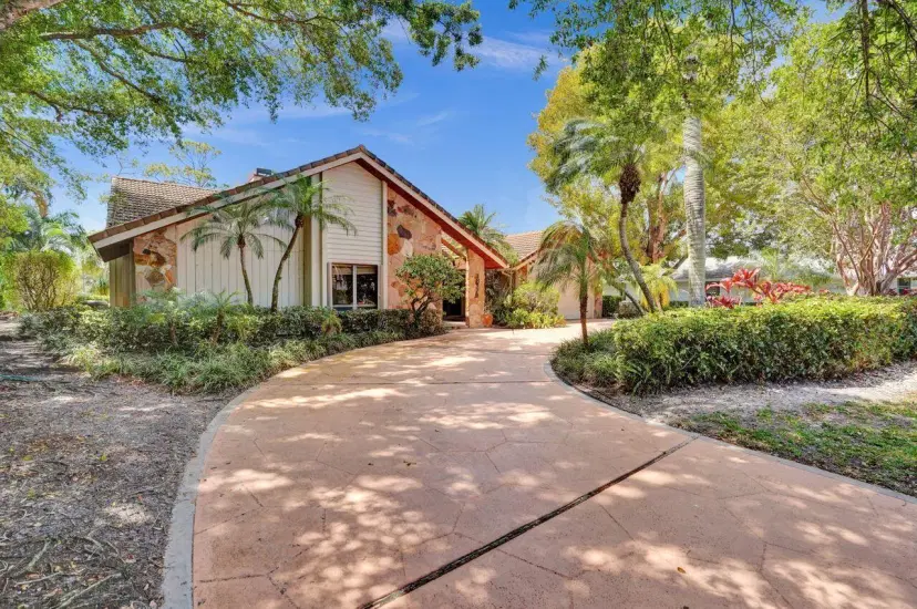Picture of 13179 Camero Way, Palm Beach Gardens FL 33418