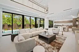 Picture of 550 NE 11Th Ave, Fort Lauderdale, FL 33301