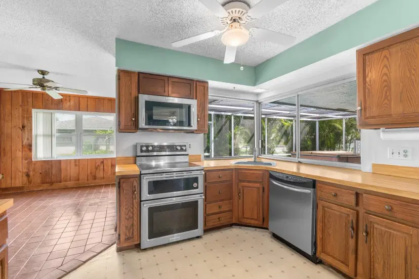 Picture of 10855 Granite St, Boca Raton FL 33428