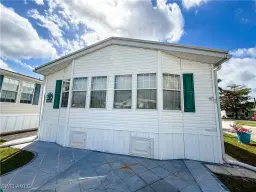 Picture of 10853 Vireo Cir 27, Estero, FL 33928