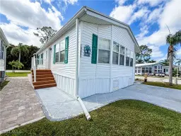 Picture of 10853 Vireo Cir 27, Estero, FL 33928