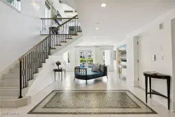 Picture of 1752 Gulf Shore Blvd N 4, Naples, FL 34102