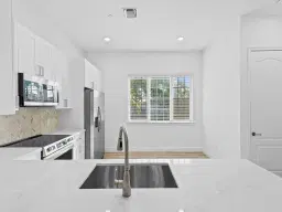 Picture of 510 SE 7Th St 403, Fort Lauderdale, FL 33301