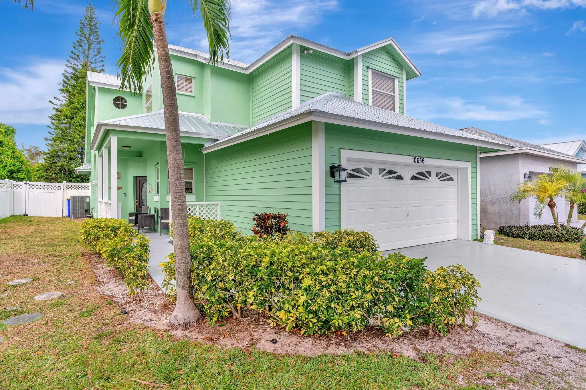Picture of 10636 SE Rosemarie Court, Hobe Sound, FL 33455