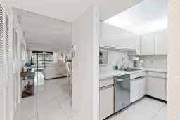 Picture of 5380 Cedar Lake Drive 304, Boynton Beach, FL 33437