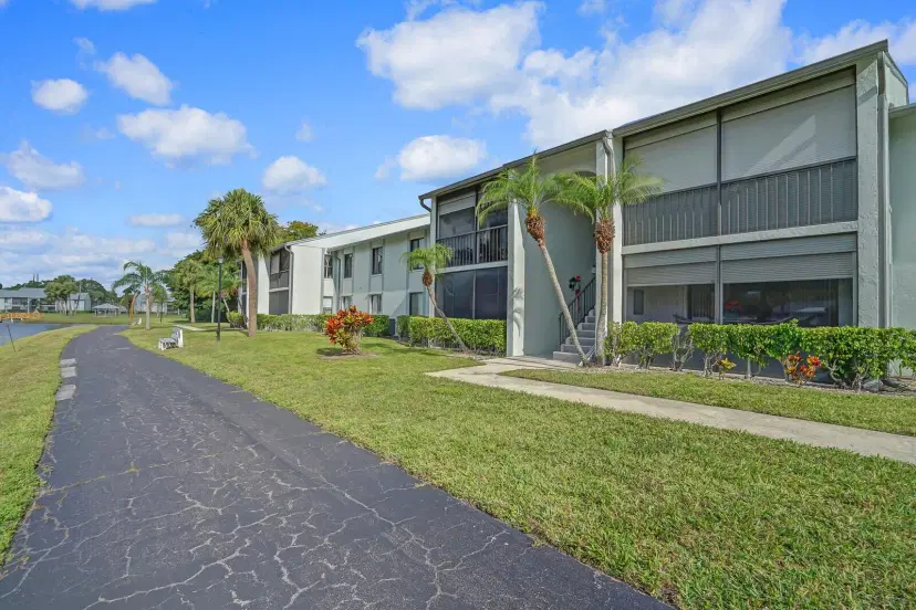 Picture of 1010 Green Pine Boulevard C2, West Palm Beach FL 33409