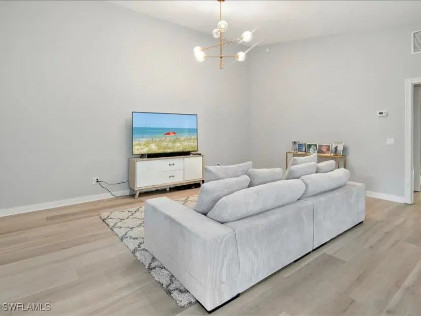 Picture of 3238 Barbados Ln, Naples FL 34119