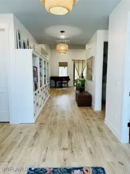Picture of 929 Iris Dr, North Fort Myers, FL 33903