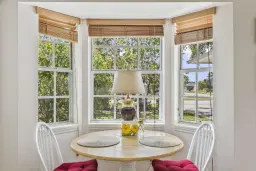 Picture of 900 10Th Court, Vero Beach, FL 32960
