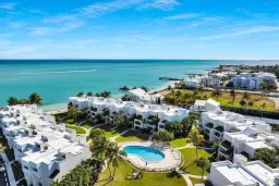 Picture of 601 W Ocean Dr Drive 203A, Key Colony Beach, FL 33051