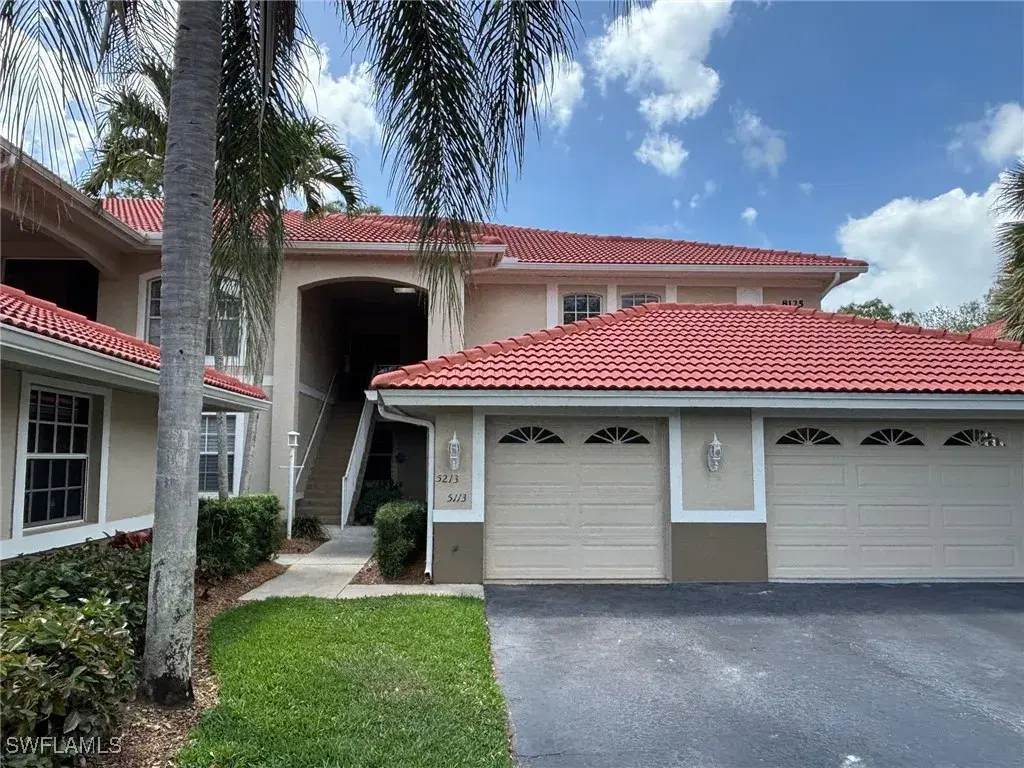 Picture of 8125 Celeste Dr 5213, Naples, FL 34113