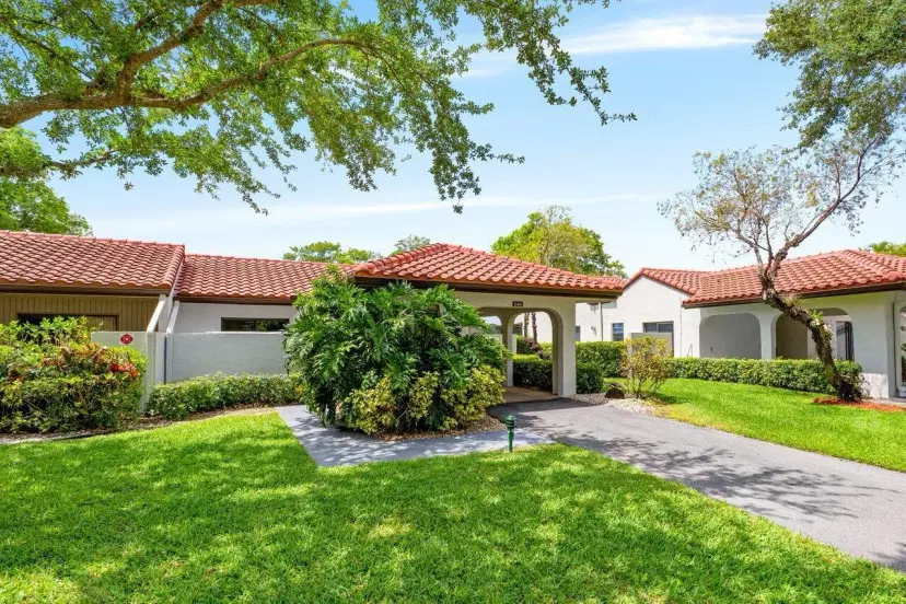 Picture of 21481 Cypress Hammock Drive 31B, Boca Raton FL 33428