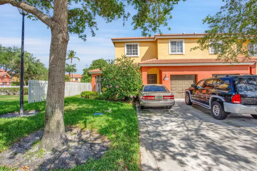 Picture of 1981 SW 103Rd Ter 1981, Miramar FL 33025