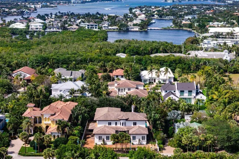Picture of 14 E Ocean Avenue, Ocean Ridge FL 33435