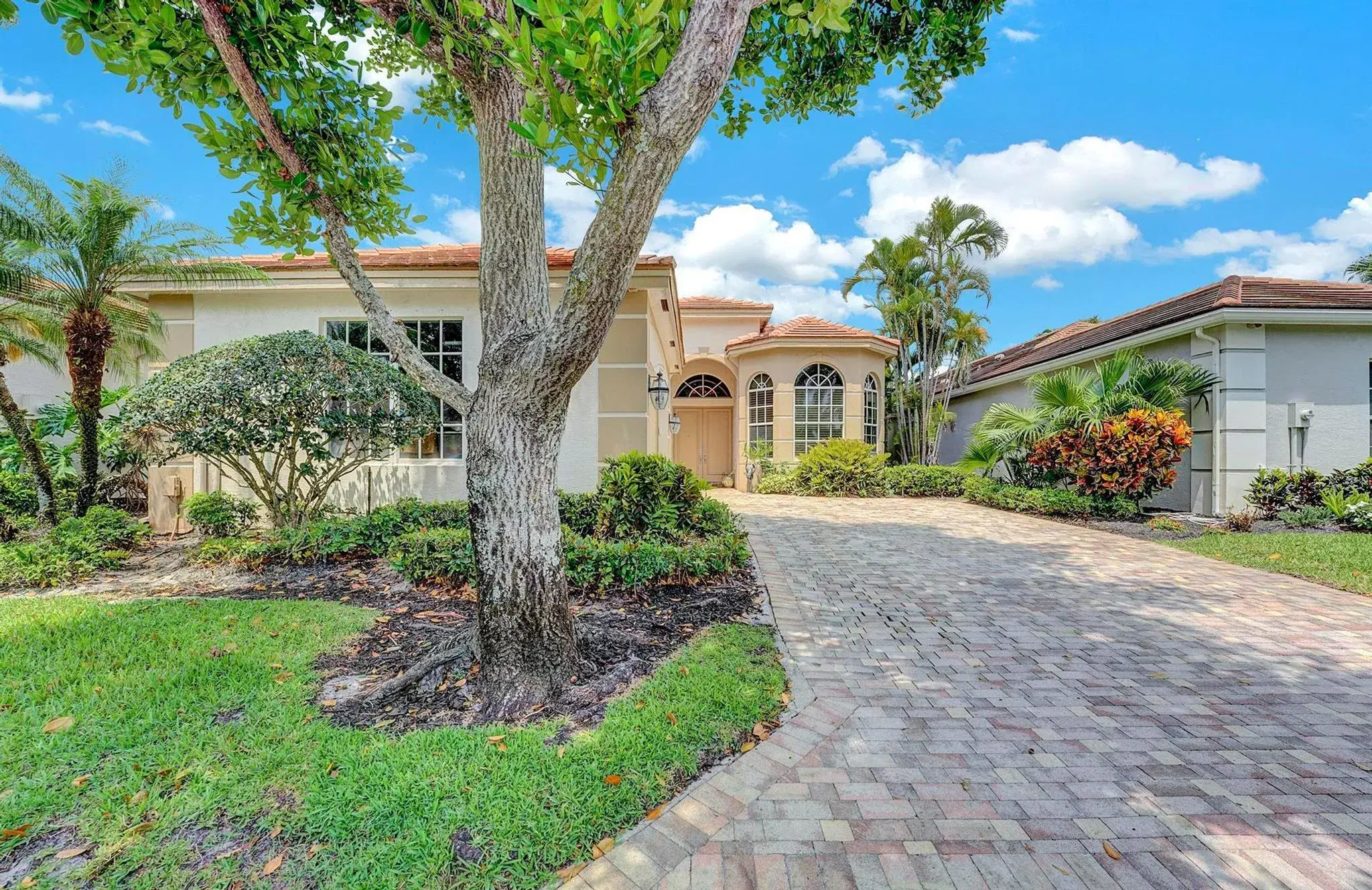 Picture of 10839 Royal Devon Way, Lake Worth, FL 33449
