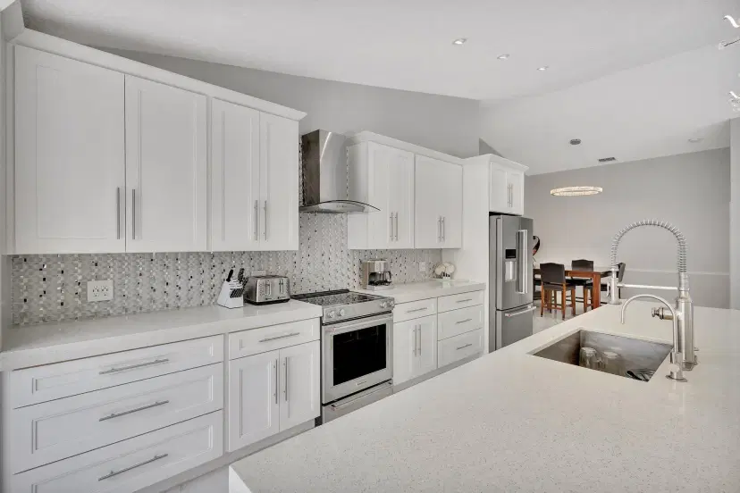Picture of 1077 Siena Oaks Circle E, Palm Beach Gardens FL 33410