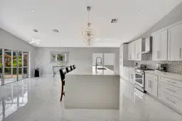 Picture of 1077 Siena Oaks Circle E, Palm Beach Gardens, FL 33410