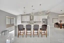 Picture of 1077 Siena Oaks Circle E, Palm Beach Gardens, FL 33410