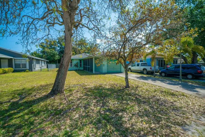Picture of 424 NE 23Rd St, Wilton Manors FL 33305