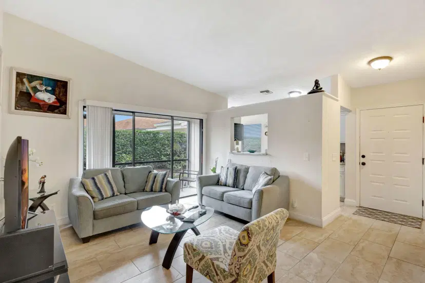 Picture of 11901 Sturbridge Lane, Wellington, FL 33414