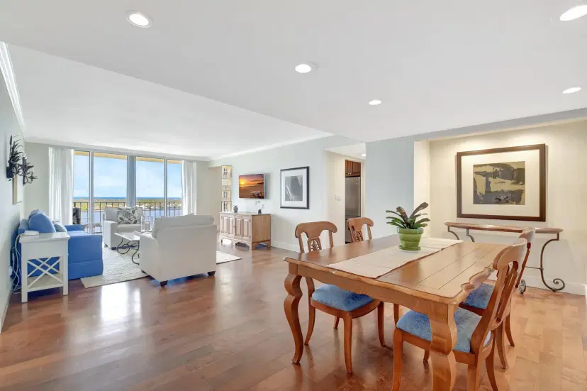 Picture of 1801 S Flagler Drive 1209, West Palm Beach FL 33401