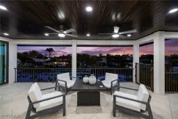 Picture of 434 Trade Winds Ave, Naples, FL 34108