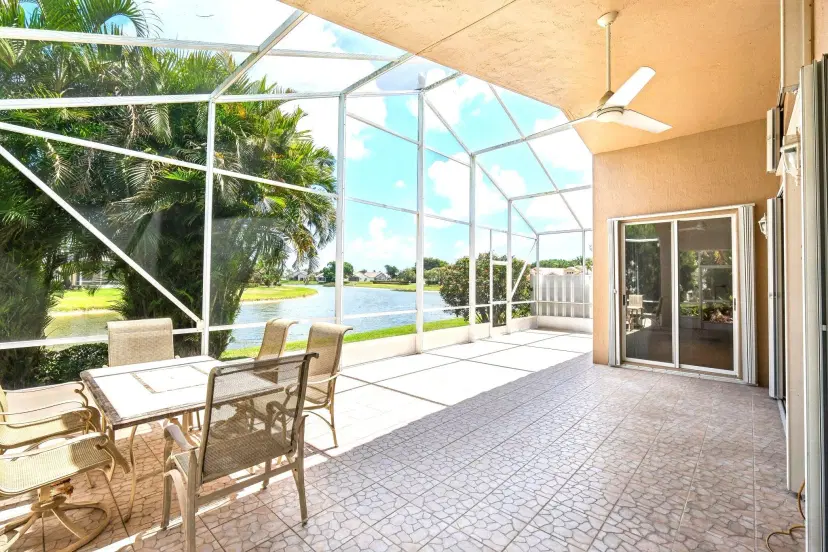Picture of 6377 N Westchester Club Drive N, Boynton Beach FL 33437