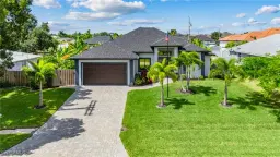 Picture of 712 NW Juanita Pl, Cape Coral, FL 33993
