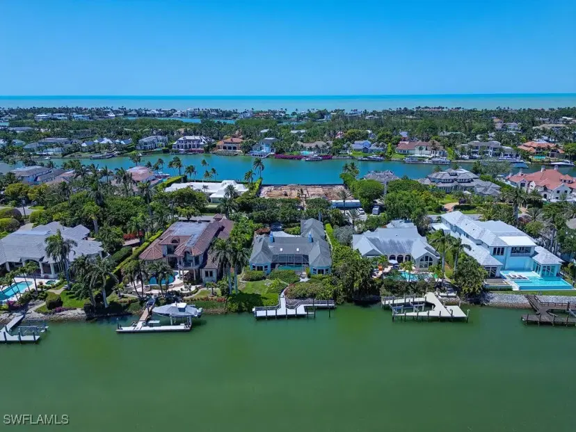 Picture of 3495 Gin Ln, Naples FL 34102