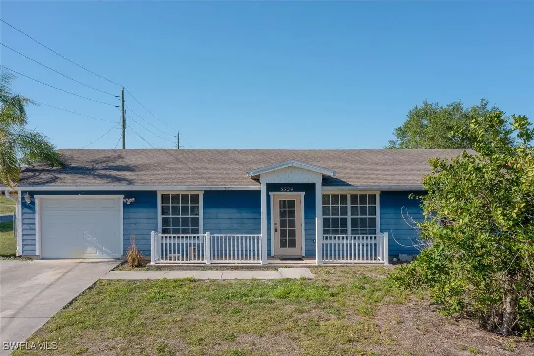 Picture of 5324 Lee St, Lehigh Acres, FL 33971
