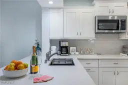Picture of 6512 Huntington Lakes Cir 7-101, Naples, FL 34119