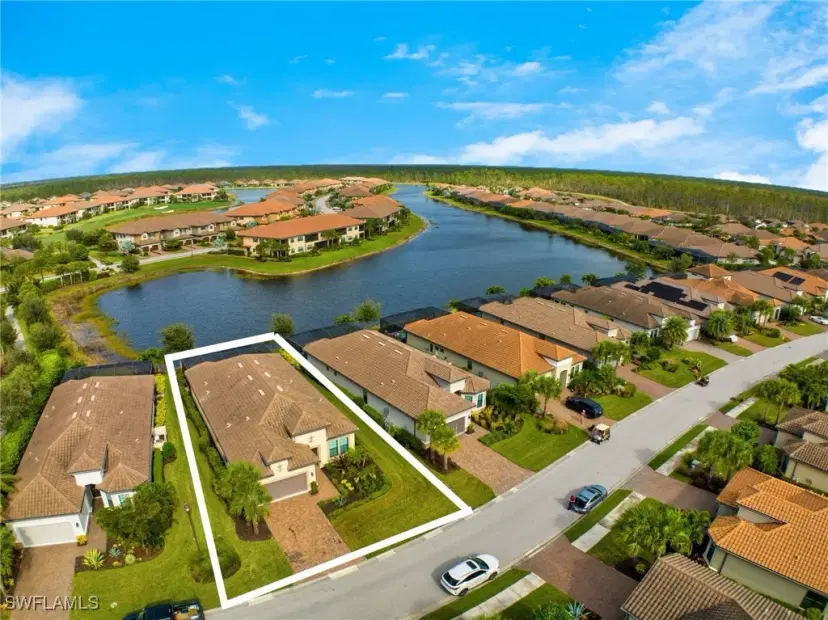 Picture of 9311 Terresina Dr, Naples FL 34119